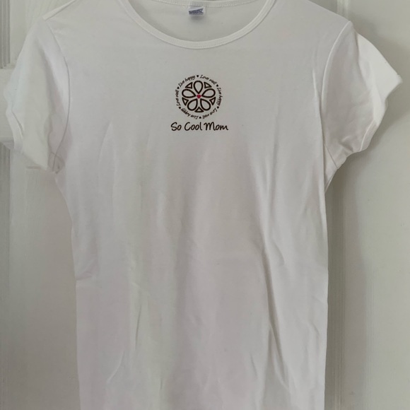 White short  sleeve t shirt - Picture 1 of 5